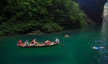 湖北恩施屏山大峽谷/地心谷+仙山貢水+獅子關+梭布埡石林+女兒城+恩施大峽谷+西蘭卡普表演春節(jié)五日游